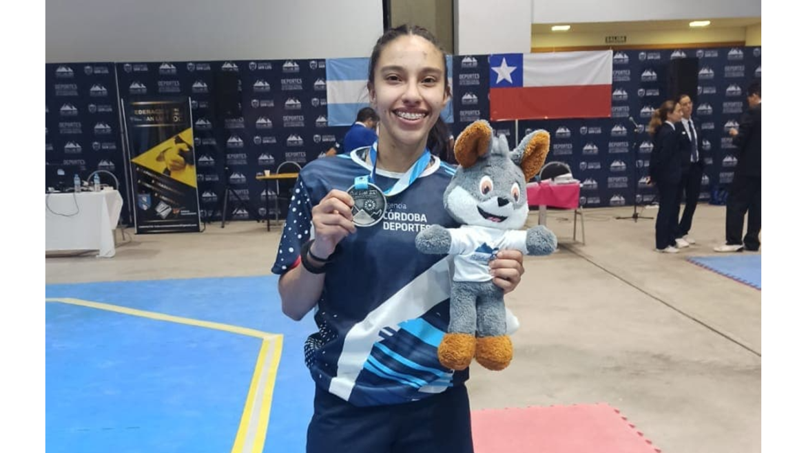 Valentina Pecchio en taekwondo obtuvo la medalla de plata: “Este resultado no lo logré sola, tuve el apoyo de mi familia”