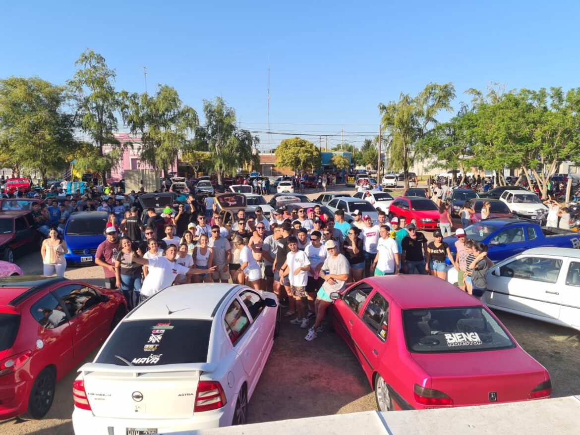 Encuentro de autos multimarcas en Tránsito: Alan Cabanilla, “La iniciativa la tuve un domingo comiendo en familia”